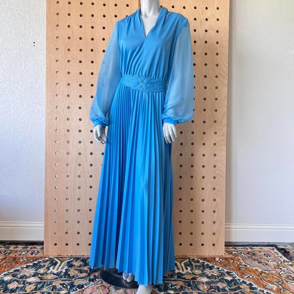 Blue belted 70s gown vintage